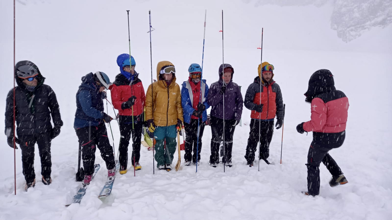 Kursy lawinowe w Szkole Górskiej Morskie Oko